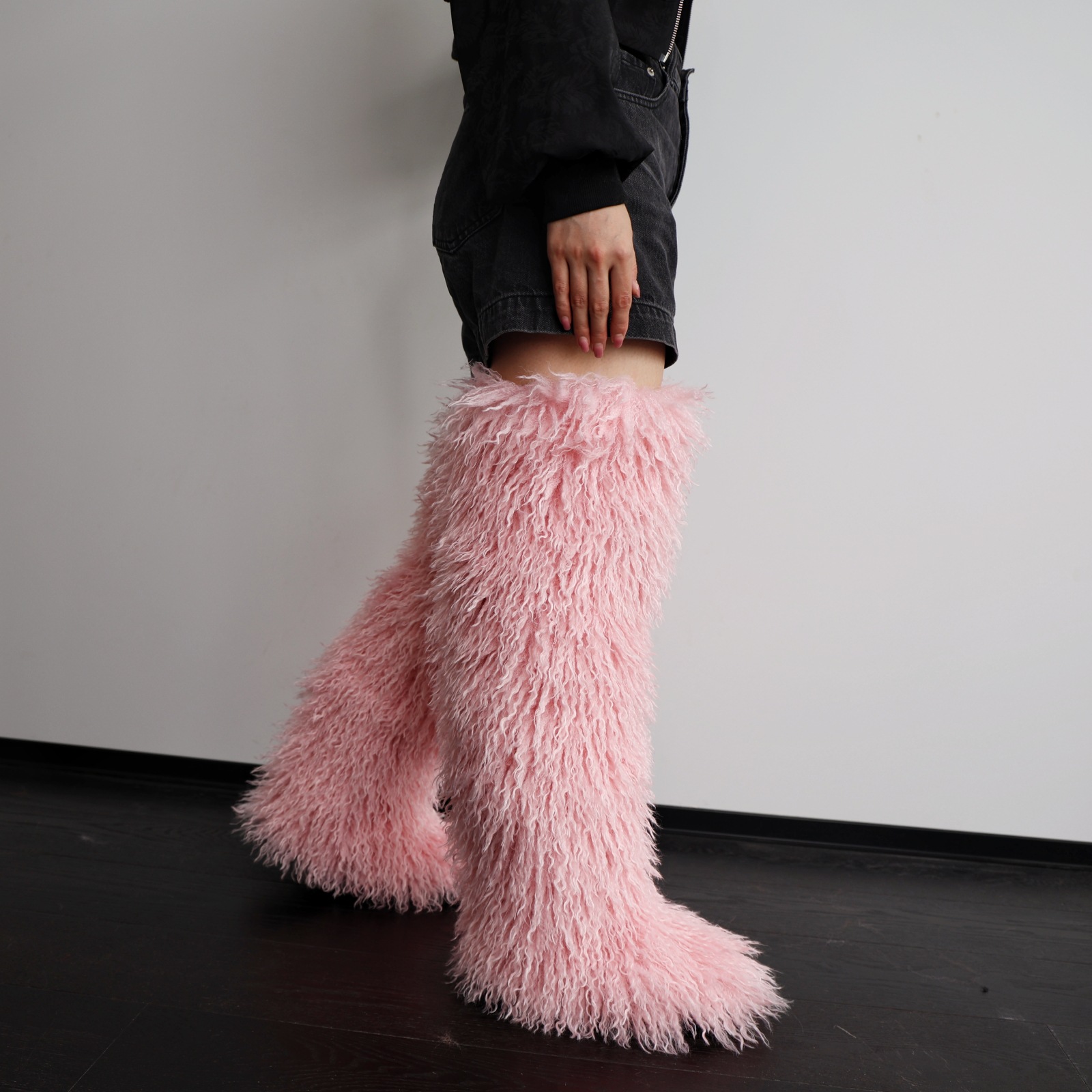 Brilliant Pink
