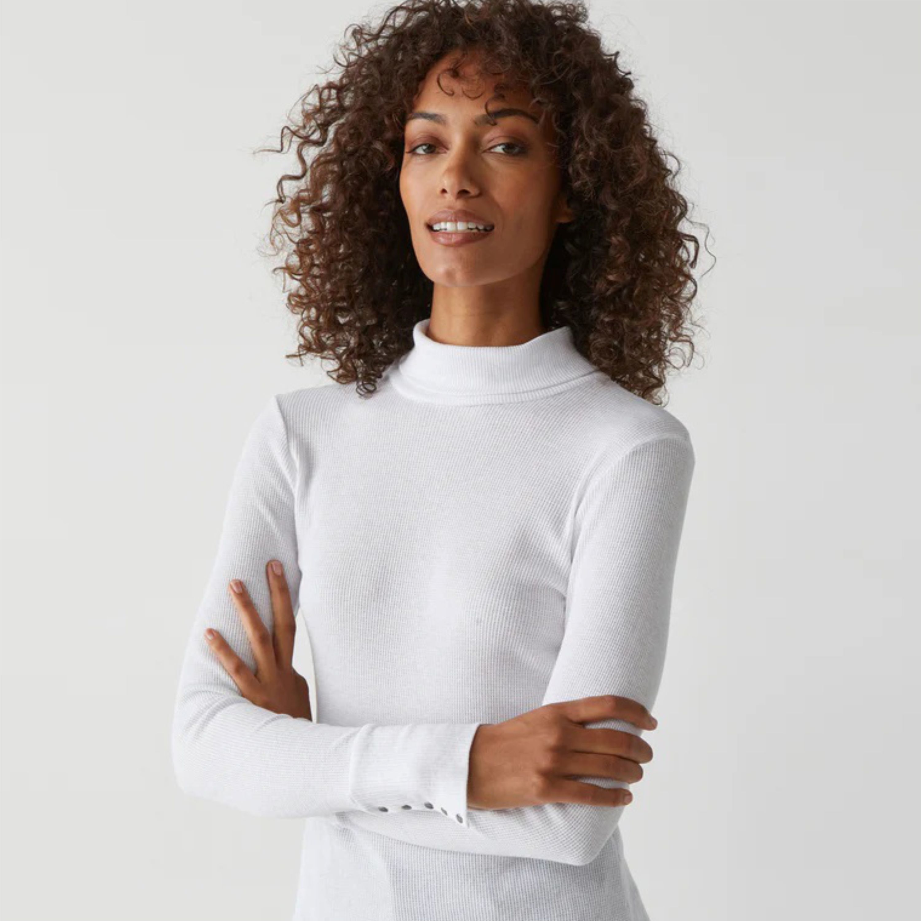Soft and Cozy Fleece-Lined Thermal Turtleneck for Women - Ideal for Outdoor Activities and Cold Weather Comfort