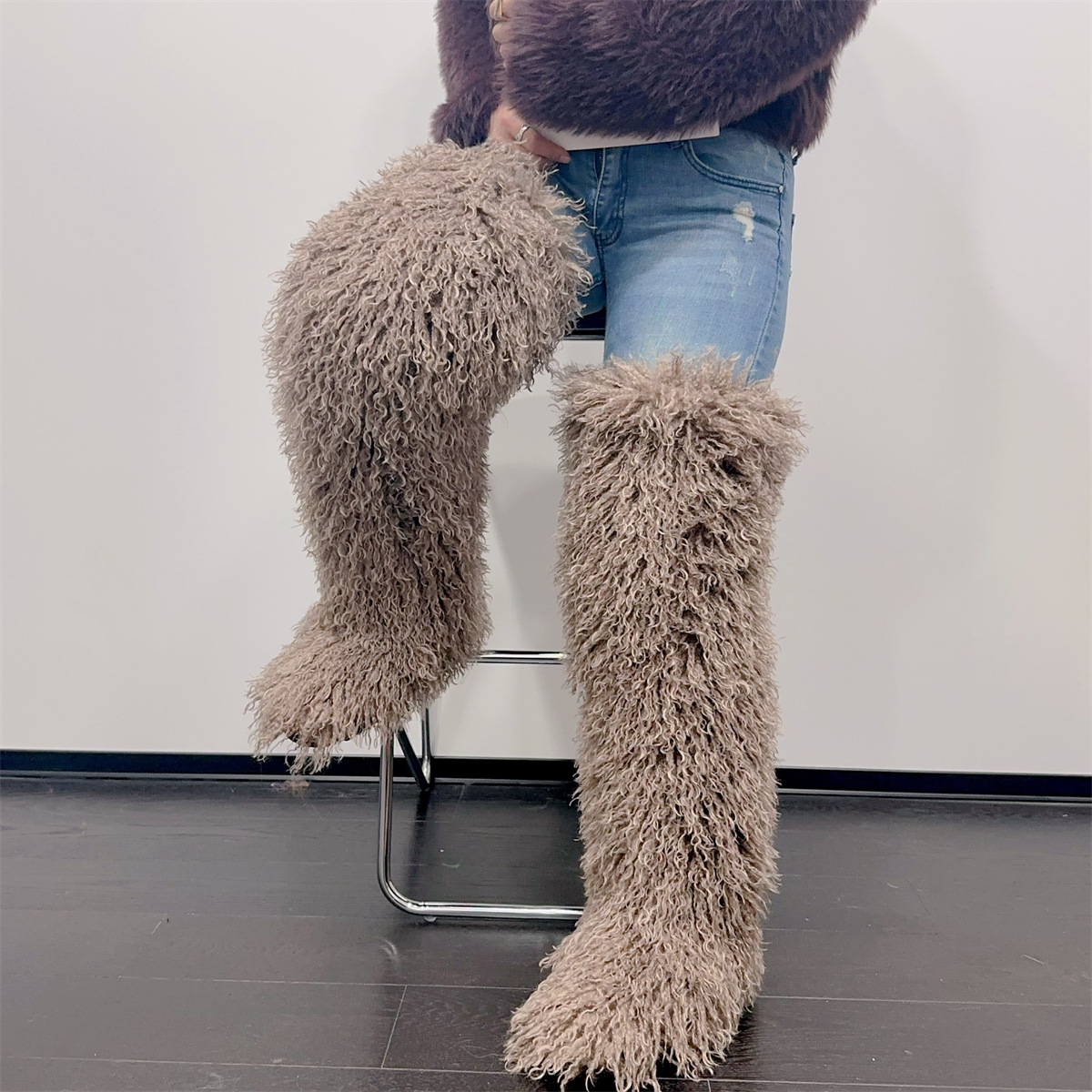 Winter New Length Women Snow Boots with Warm High Fur Boots Outdoor Fluffy Warm Ladies Fur Boots for Women