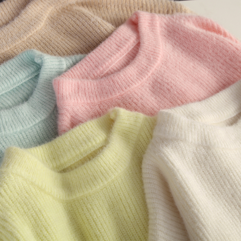 Sweater Showcase 9