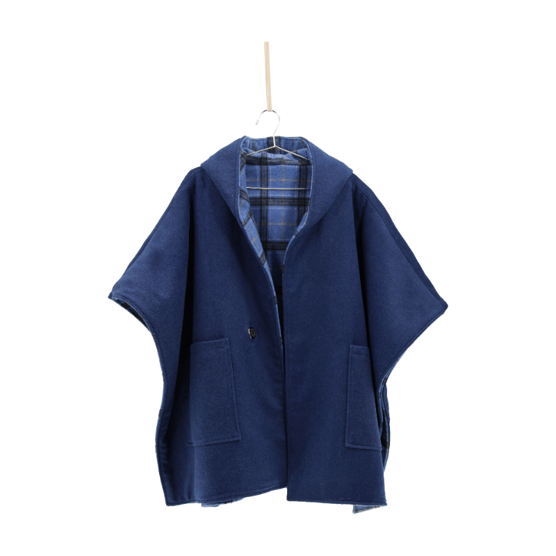 Women's Rechargeable Wool Coat with 10000mAh Power Bank 3 Heat Settings 4H Auto Shut Off Belt Closure Cashmere Filling Material