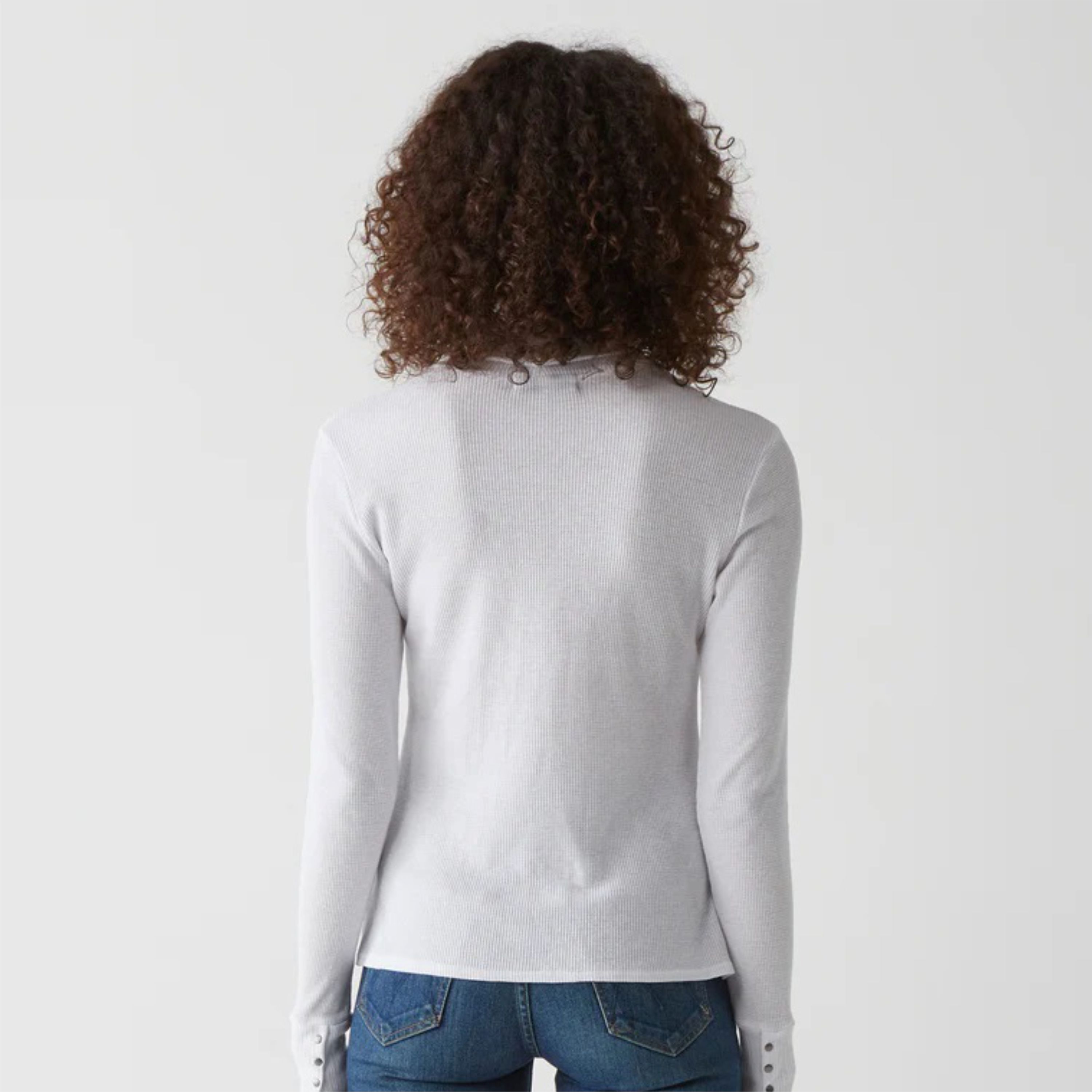 Soft and Cozy Fleece-Lined Thermal Turtleneck for Women - Ideal for Outdoor Activities and Cold Weather Comfort