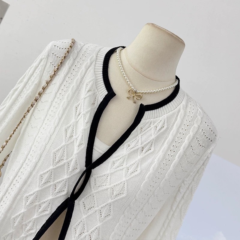 Women's Knitwear Set Cardigan Sweater Top Shirt Clothes Wholesale Women Clothing Apparel Stock Custom Clothing Manufacturer