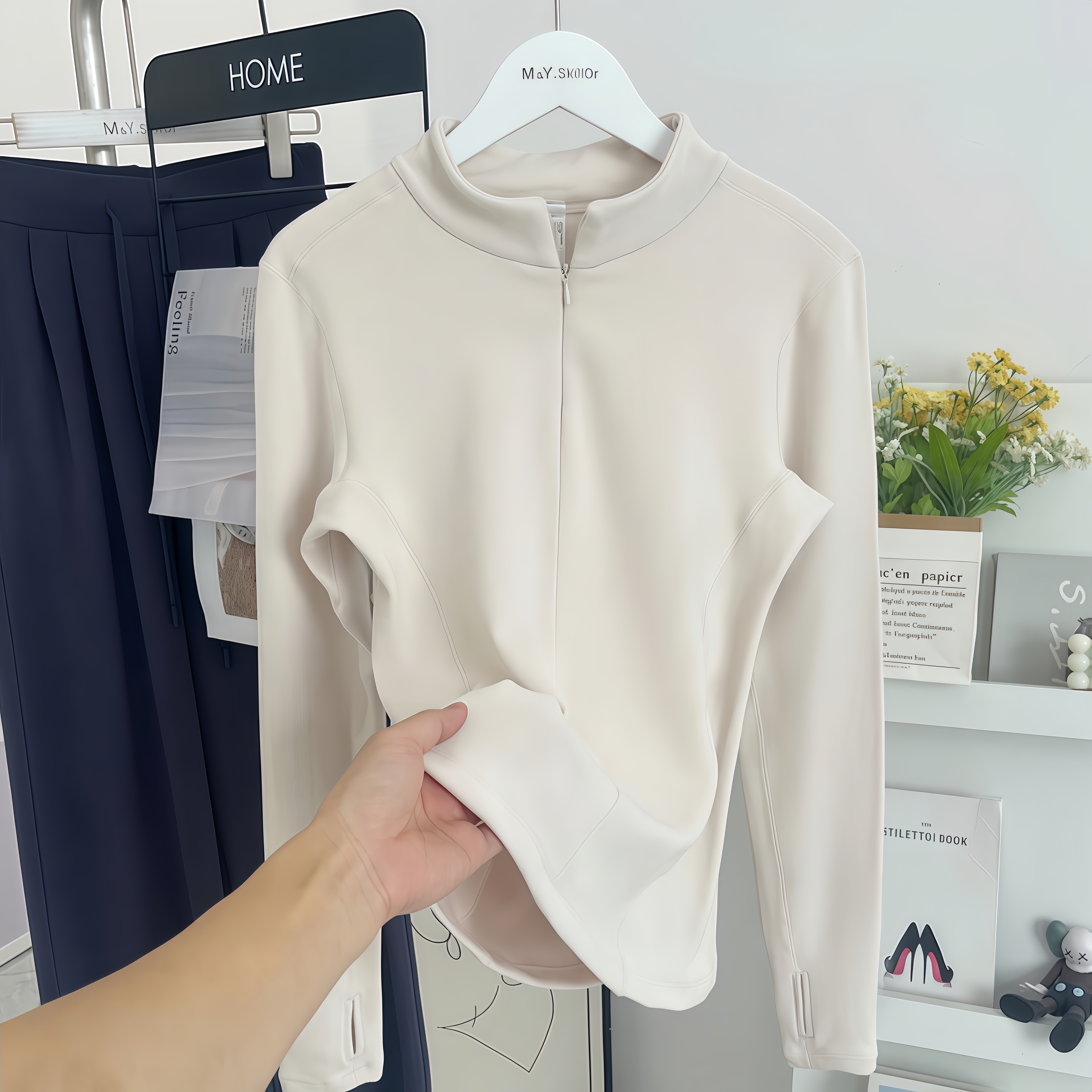 LuxeRoll Women's Breathable Lightweight Thermal Fleece Base Layer Half-Zip Turtleneck Top Seamless Front Logo for Yoga Running