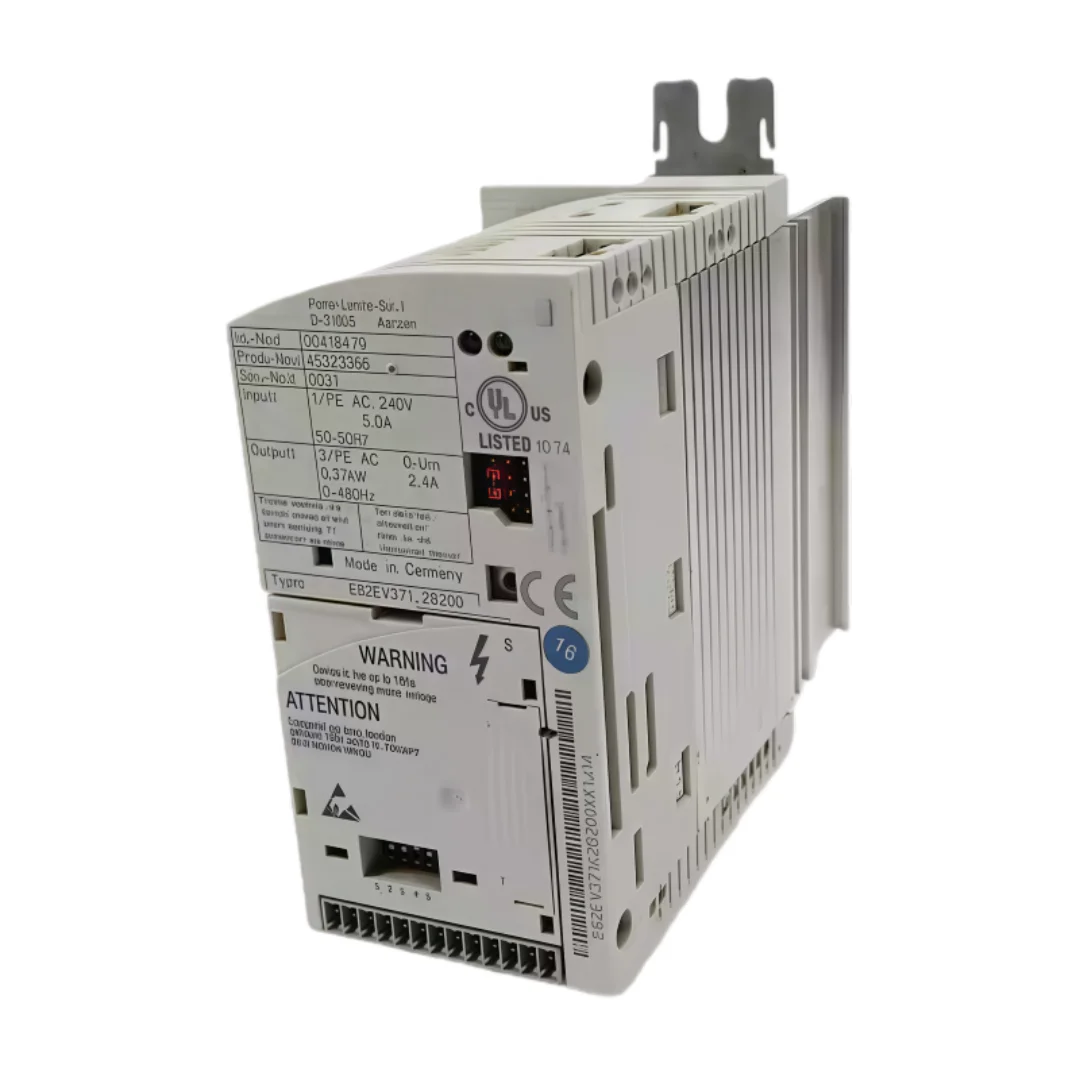 E82ZAFSC010 8200 Vector Standard I/O Module Frequency Converter VFD