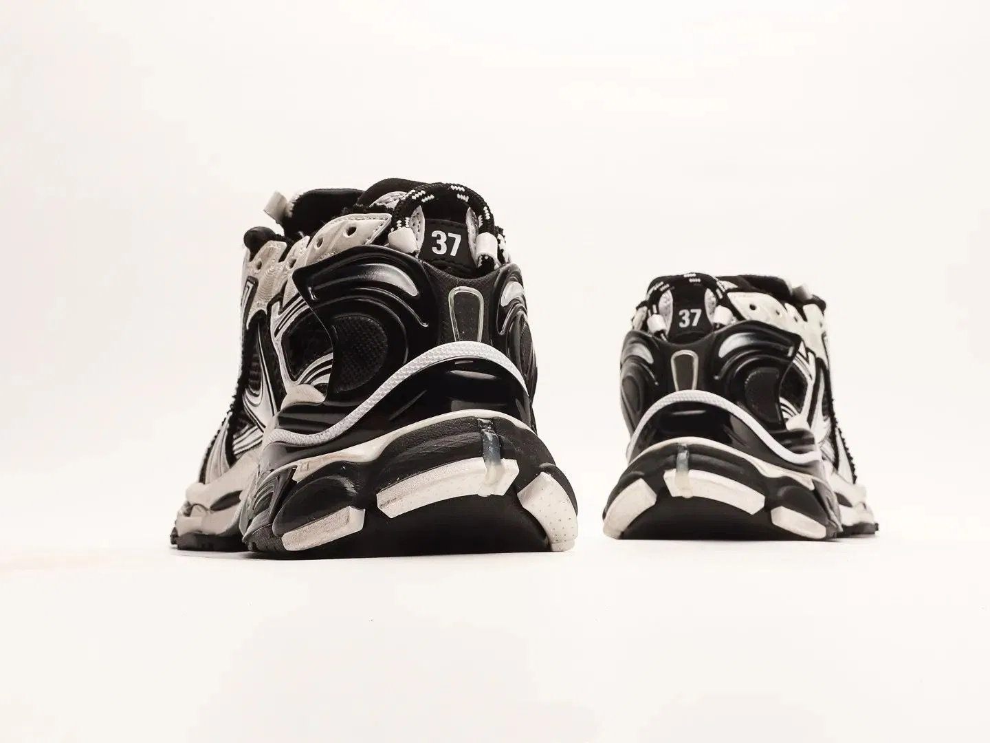 High Quality 1: 1 Copy Balen Fashionable Comfortable Lifestyle Casual Net Fabric Sports Shoes