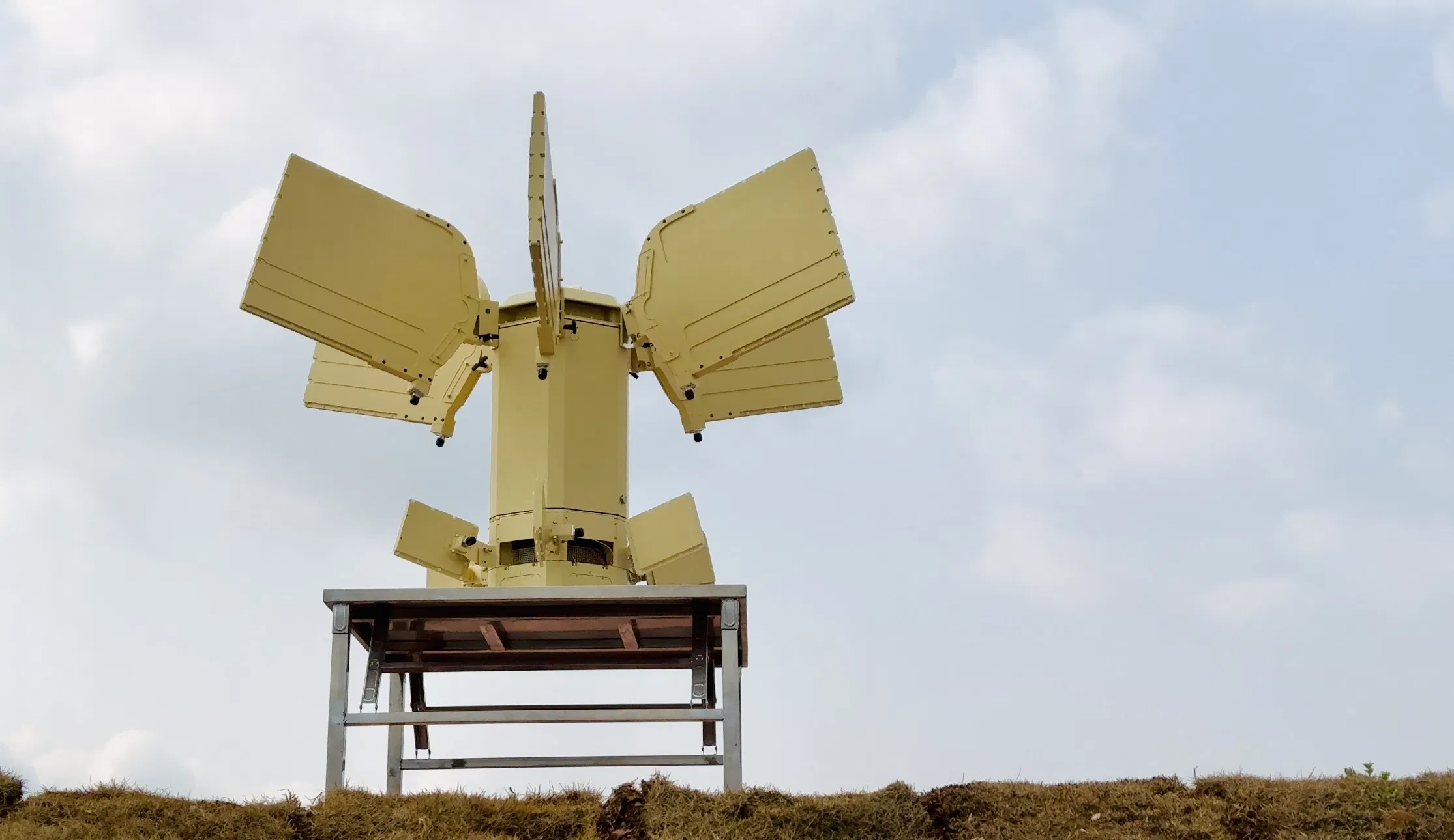 High-Power Anti-Drone Jamming Device for Enhanced Signal Blocker Performance