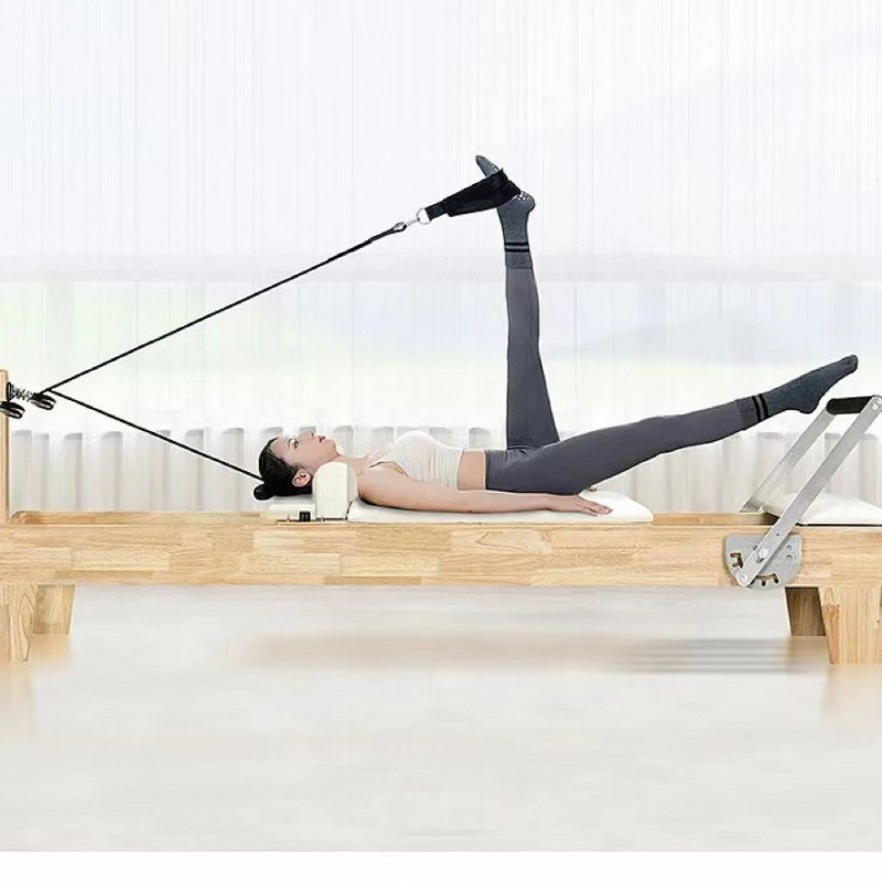 High Quality Custom Yoga &amp; Pilates Reformer Professional Fitness Training Machine Wood Stable Exercise Studio Equipment in a Box