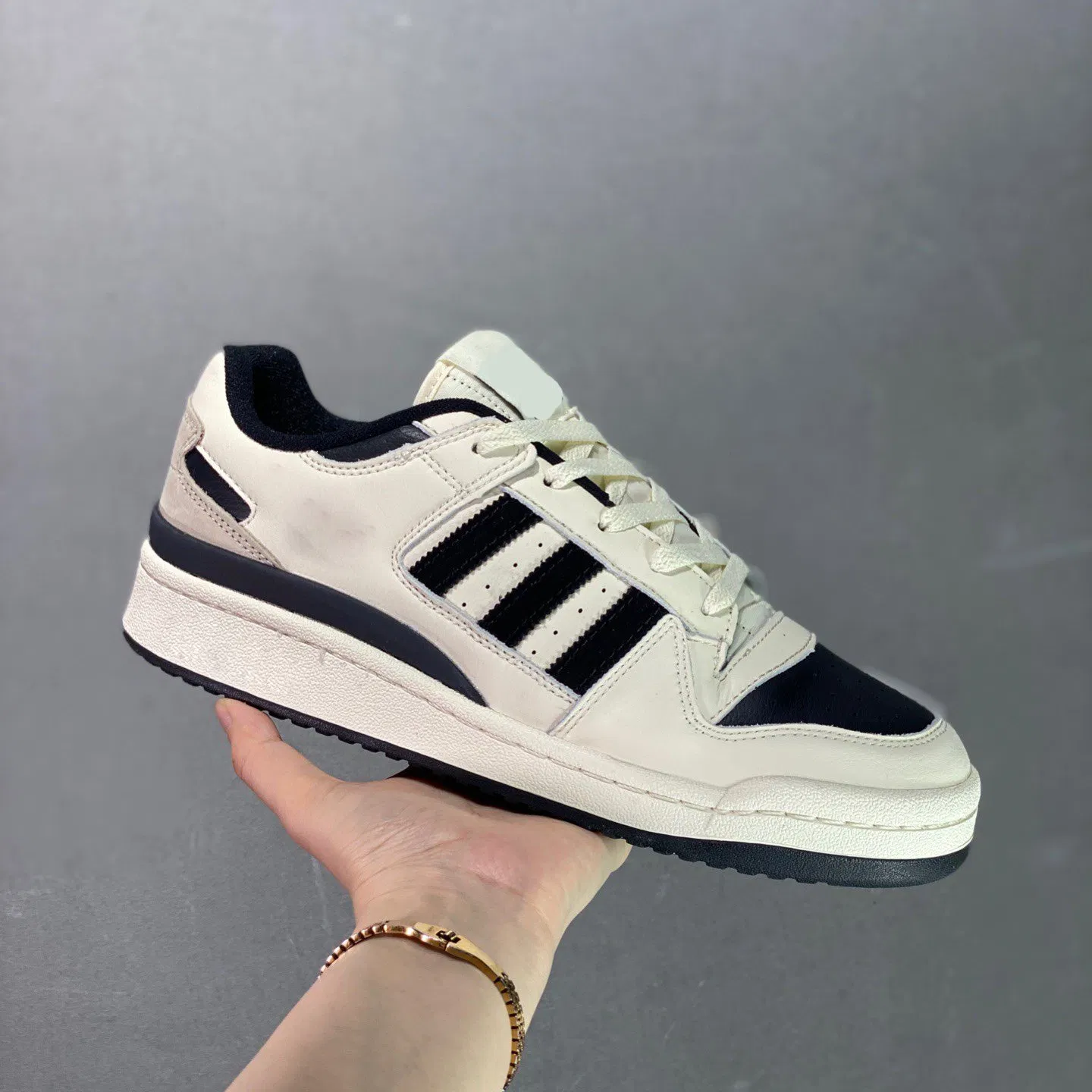 2026 Designer Luxury Classic High-Quality Brand Replica Sneaker Breathable Sports Shoes for Men Woman Casual Running Shoes