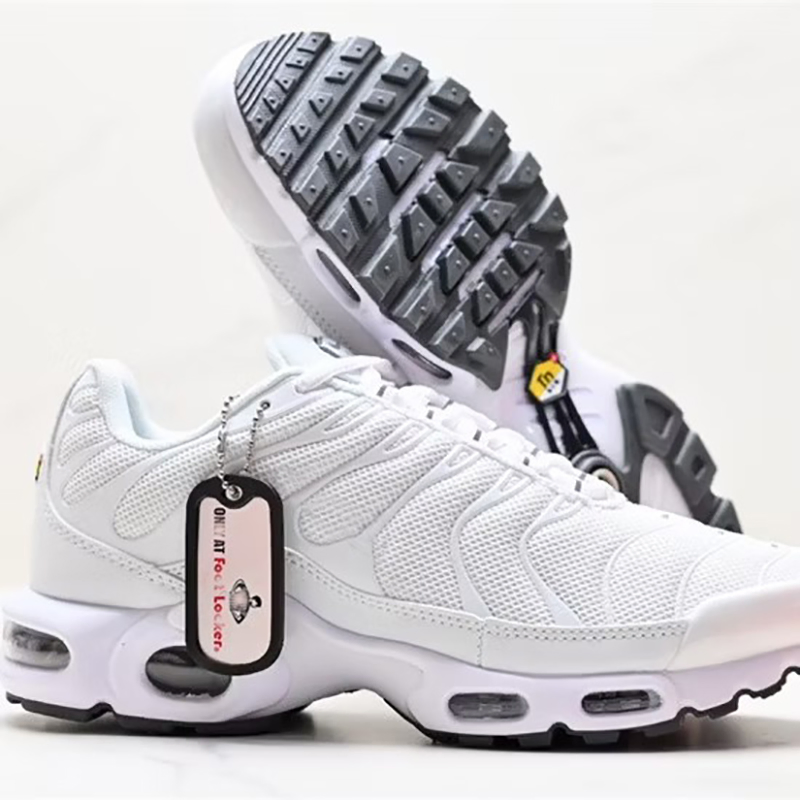 Max Plus White Pure Platinum Wholesale Athletic Casual Sports Shoe Women's Zapatillas Luxury Basketball Branded Shoe Men Sneaker