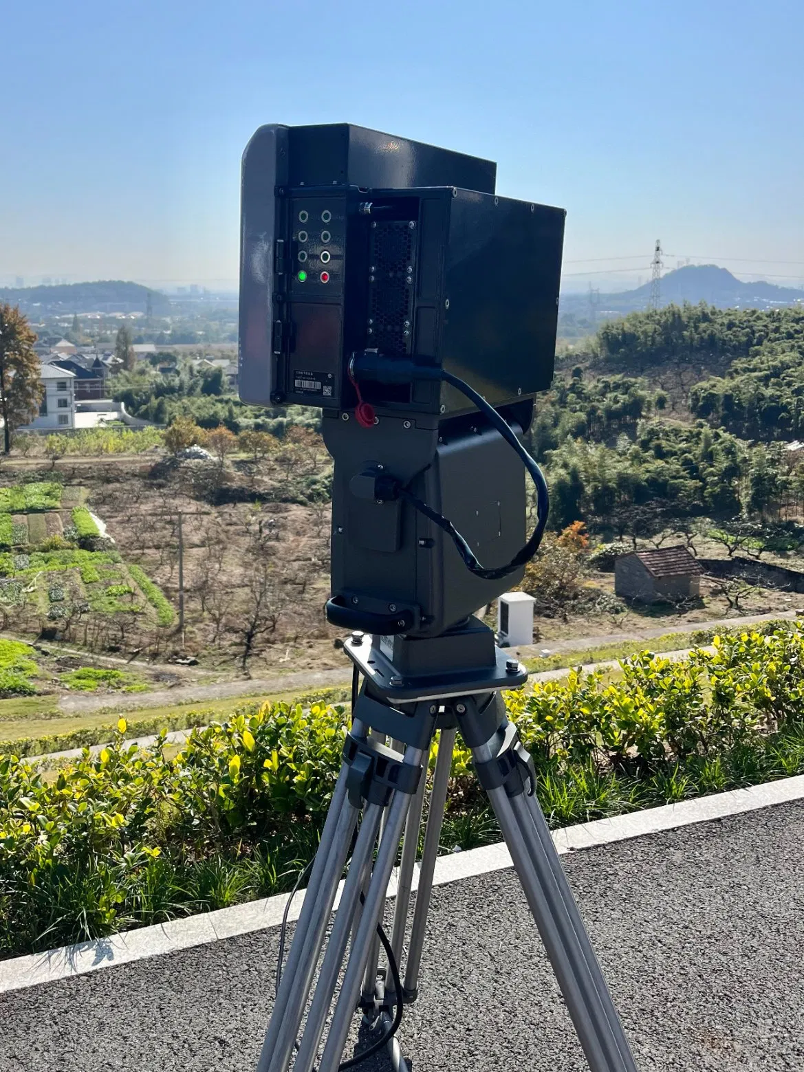 Compact Anti-Drone Device with Auto-Scan &amp; Adjustable Signal Range Designed by [Intop] - Innovators in Drone Defense Technology Since [2013]