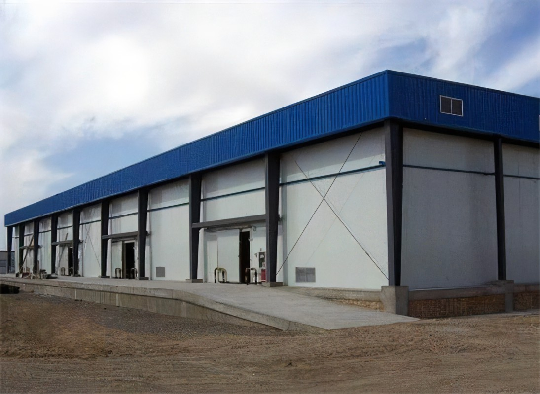 Xingx Popular Used Light Steel Structure House/Warehouse/Workshop/Sports Center/Cold Storage