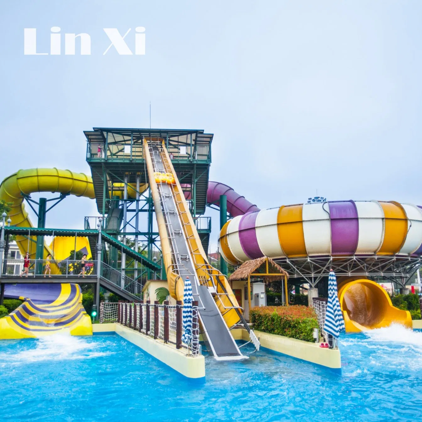 Customized Outdoor Adult Water Park Fiberglass Large Speaker Slide for Children's Amusement Park Sports Equipment 20s