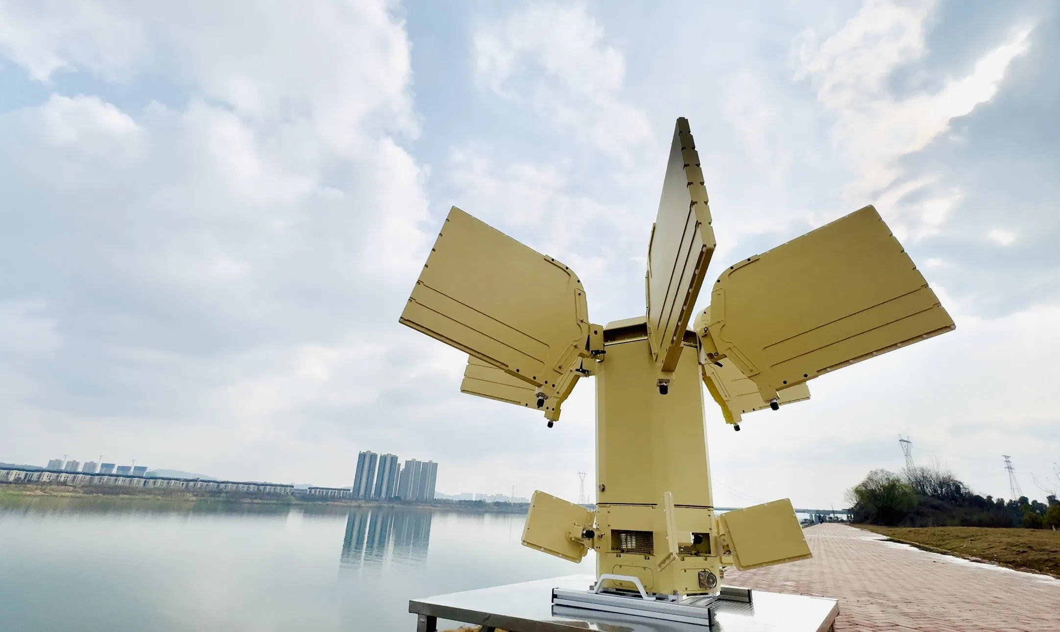 Smart Drone Interference Device with 5km Jamming Distance Capability