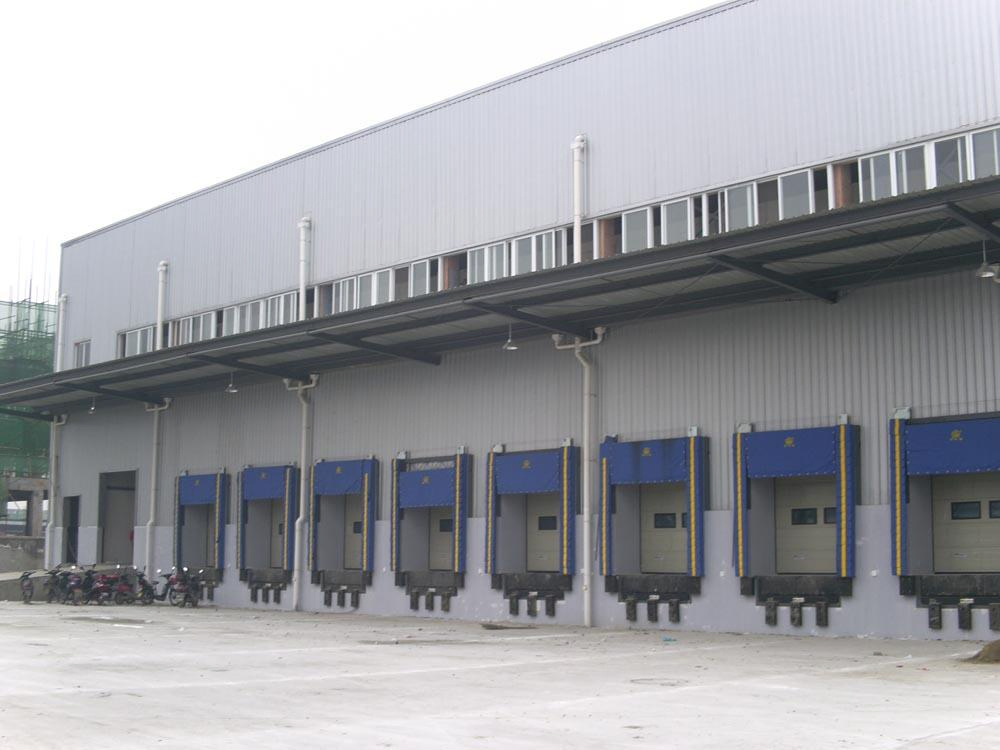 Xingx Popular Used Light Steel Structure House/Warehouse/Workshop/Sports Center/Cold Storage