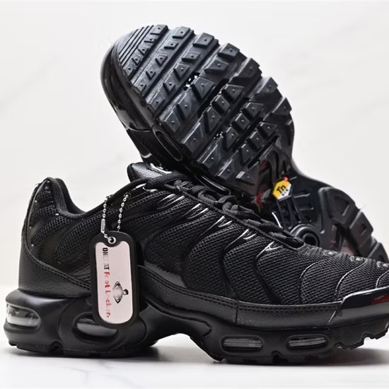 Max Plus White Pure Platinum Wholesale Athletic Casual Sports Shoe Women's Zapatillas Luxury Basketball Branded Shoe Men Sneaker