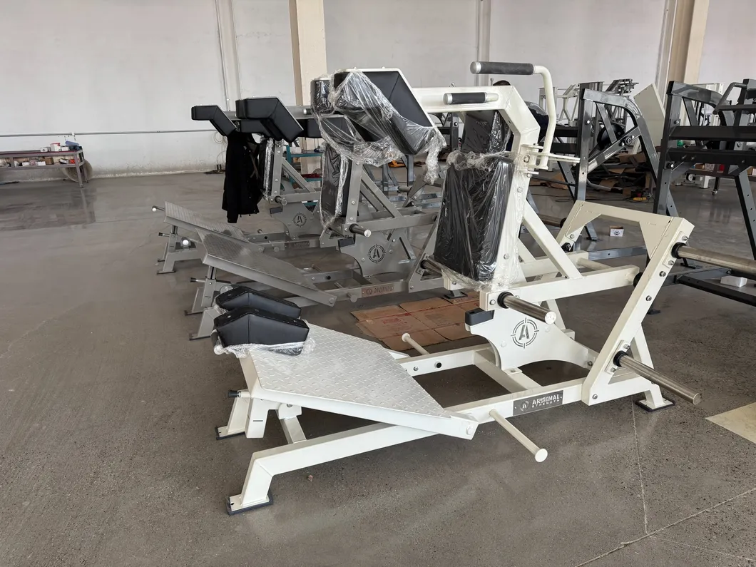 Squat Machine Detail 3