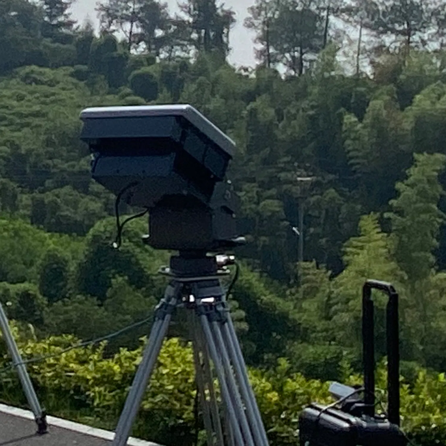 High-Performance Anti Drone Device: Drone RF Jammer with Directional Jamming