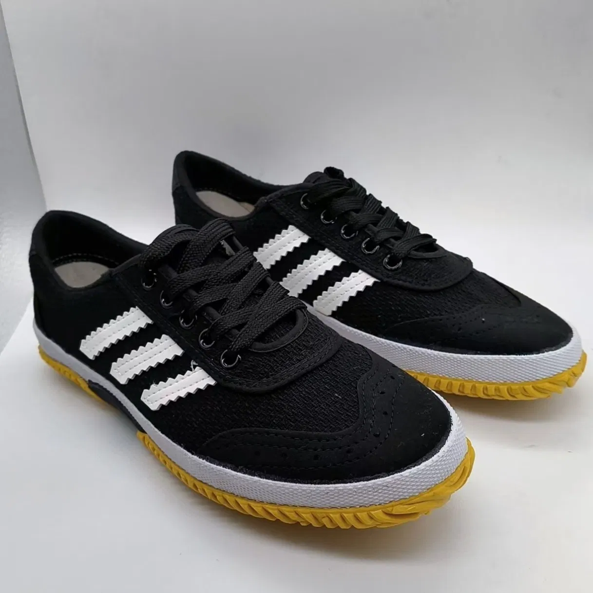 Sport Shoes for Fashionable Individuals with Active Lifestyles