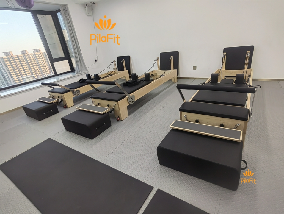 Factory Direct Selling Gym Fitness Machine Gym Maple Oak Wood Camas Pilates Reformer Equipment Core Bed Good Sharp Home