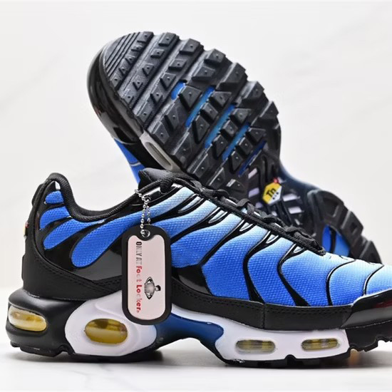 Max Plus White Pure Platinum Wholesale Athletic Casual Sports Shoe Women's Zapatillas Luxury Basketball Branded Shoe Men Sneaker