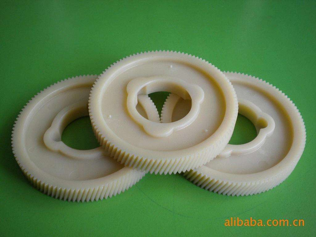 Premium Durable Peek Gear for Superior Outdoor Adventures