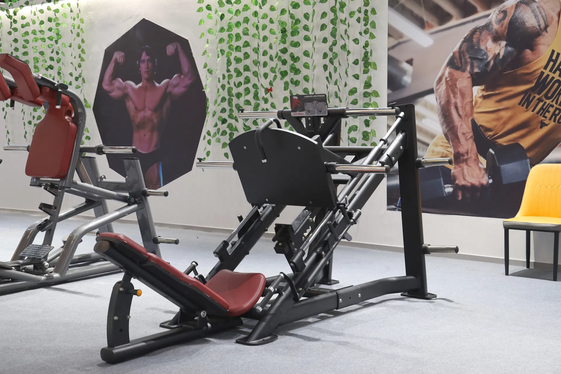 Commercial Leg Press Machine