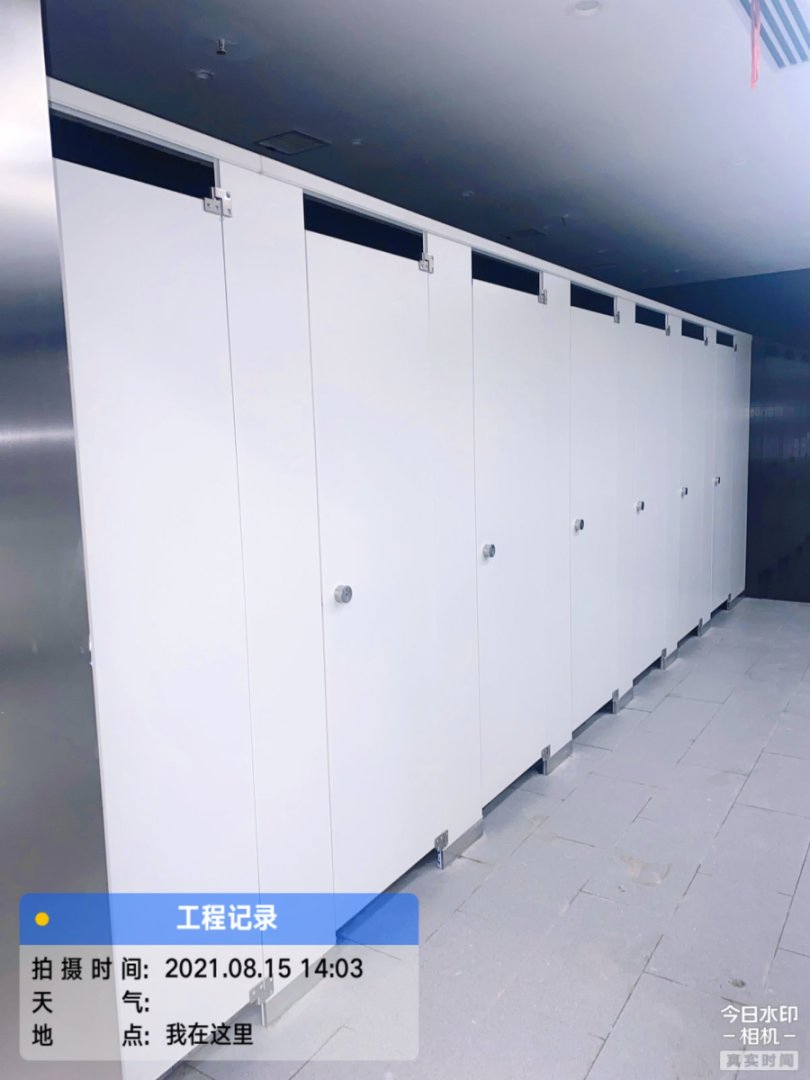 Long Lifetime HPL Bathroom Partitions System Commercial Space Toilet Cubicle