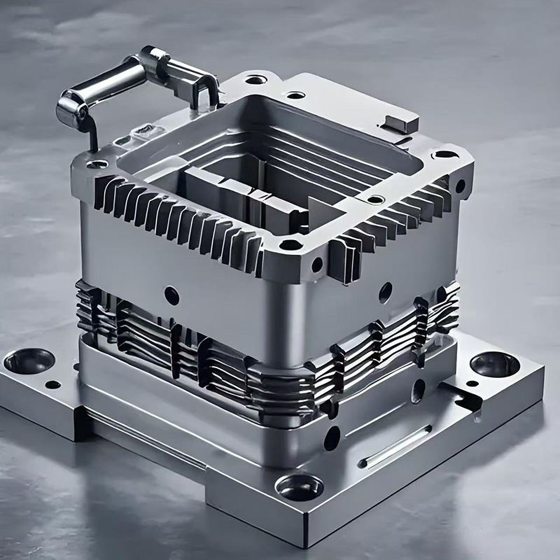 Custom Mold Solutions for Efficient Injection Blow Mold Applications