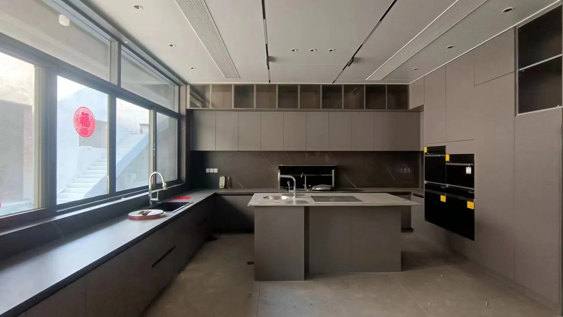 Tailored Plywood Kitchen Cabinet Systems for Residential Use