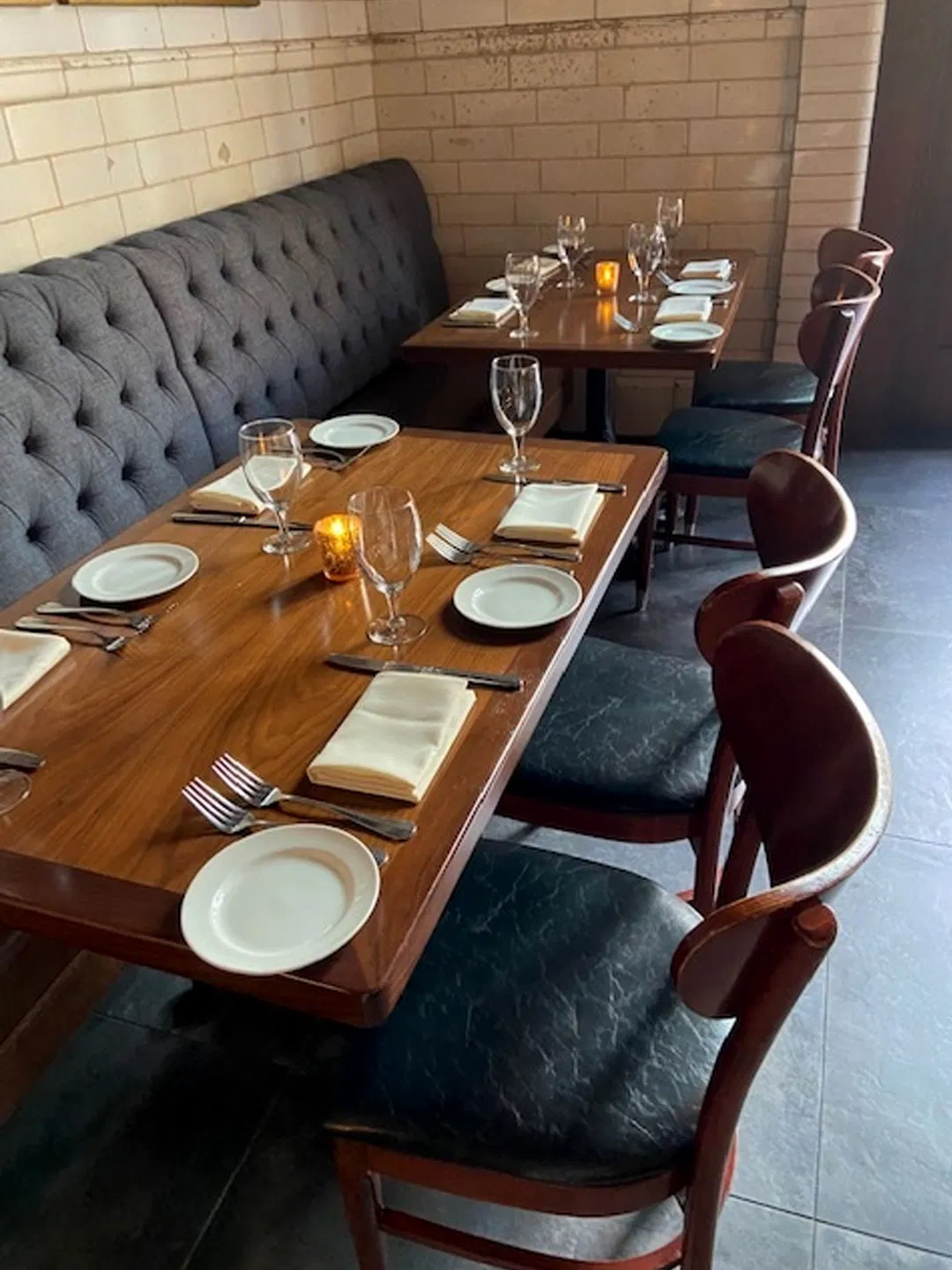 Contemporary Double Restaurant Table and Chair Designs for Modern Eateries