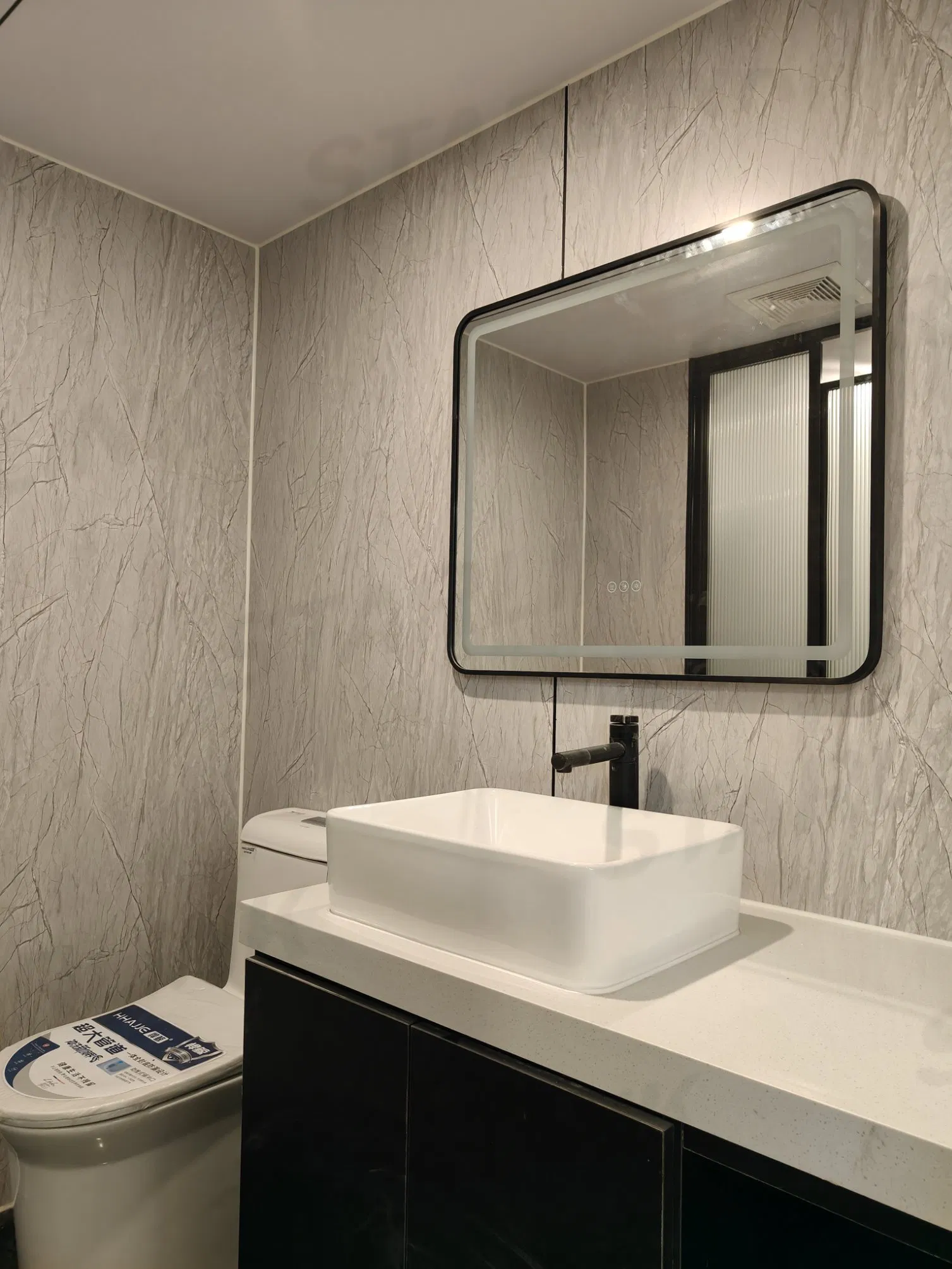 Starlink Modern Capsule Residence: Compact Design for Contemporary Living