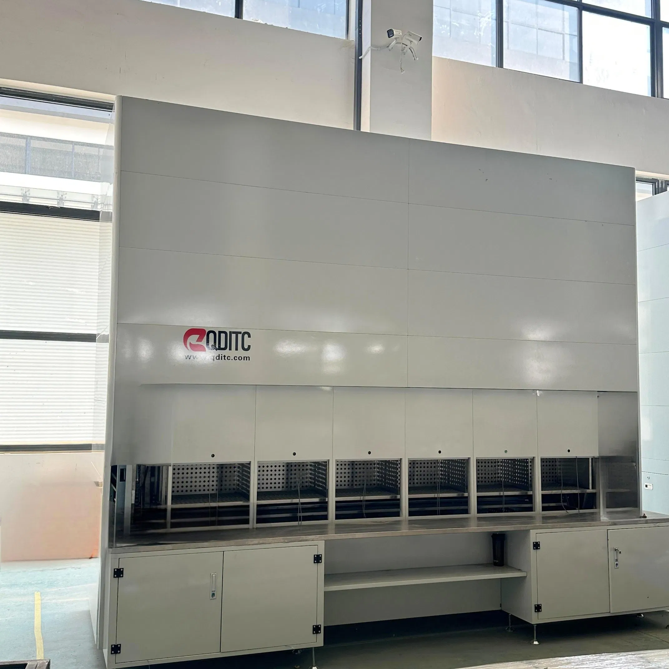 Space-Saving Storage Solution with Automated Warehouse Racking Design