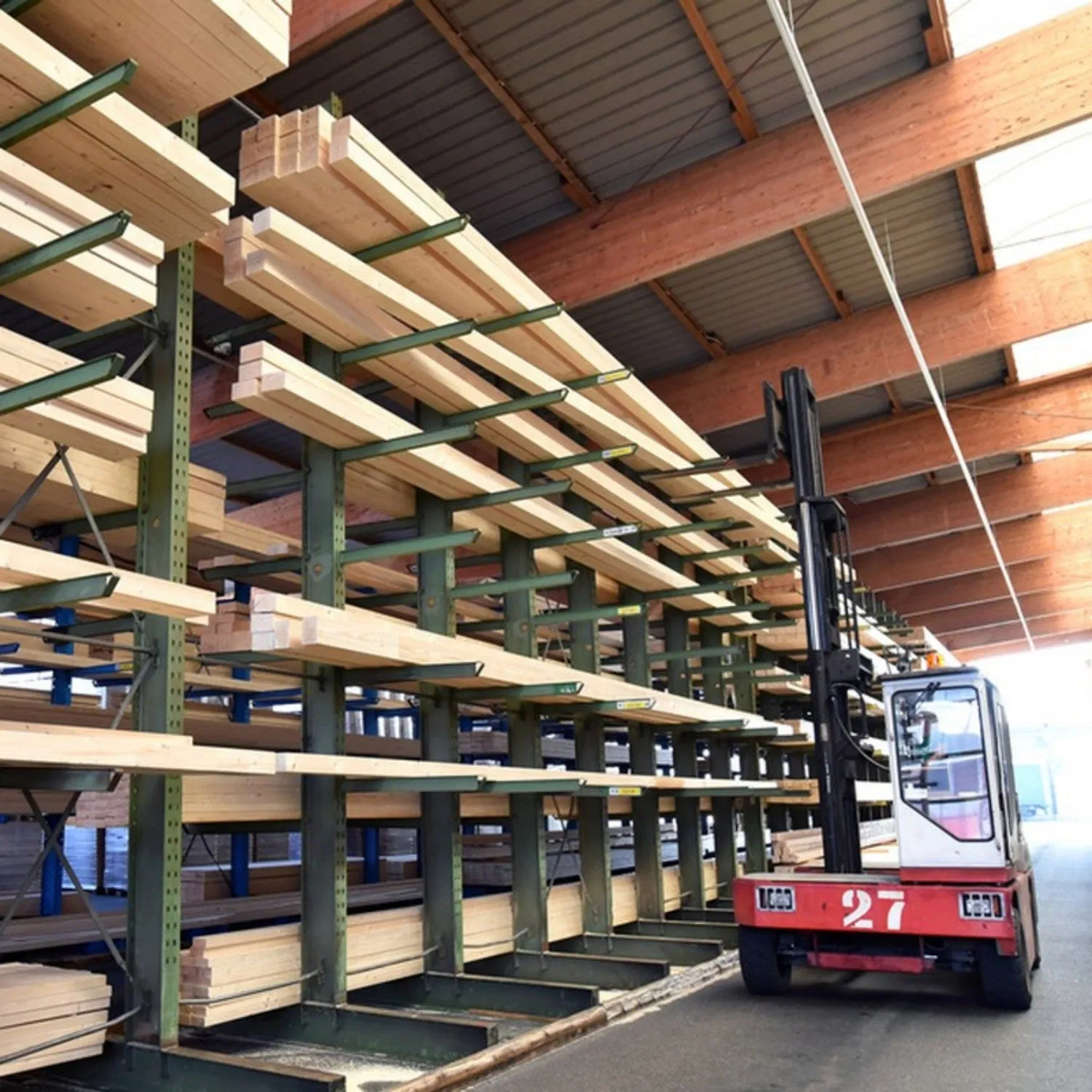 Multifunctional Cantilever Racking System for Retail and Warehouse Use