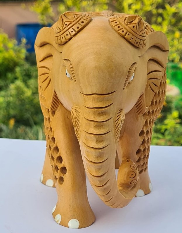 Wooden Carved Reticulated Elephant Handicraft Unique Design Custom Handicraft