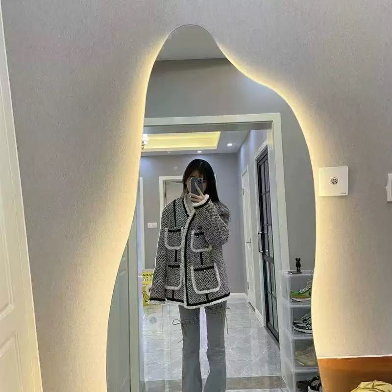 Scandinavian Minimalist Design, a Saviour for Small Apartments, Easy to Store and Use.