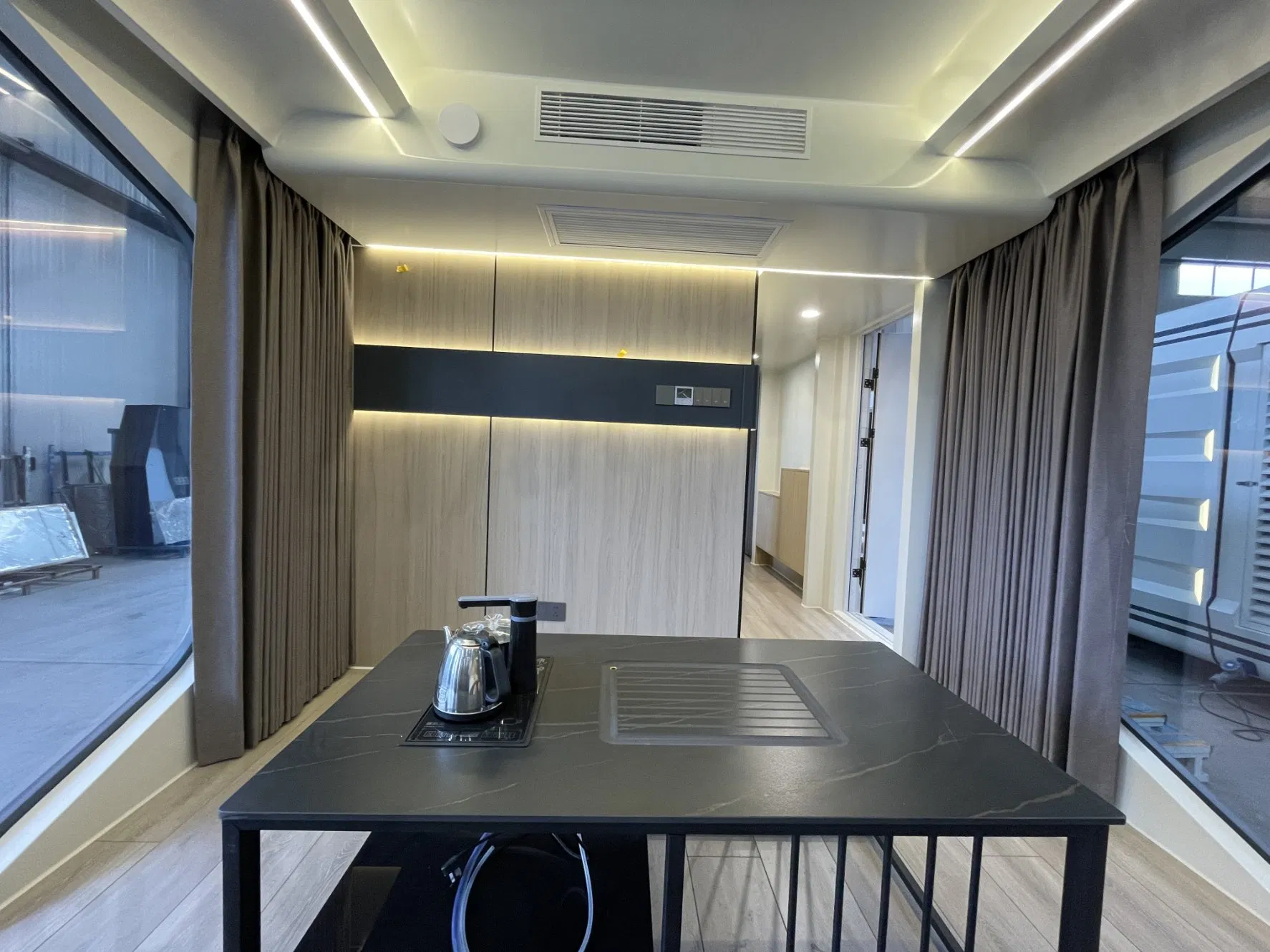 Starlink Modern Capsule Residence: Compact Design for Contemporary Living