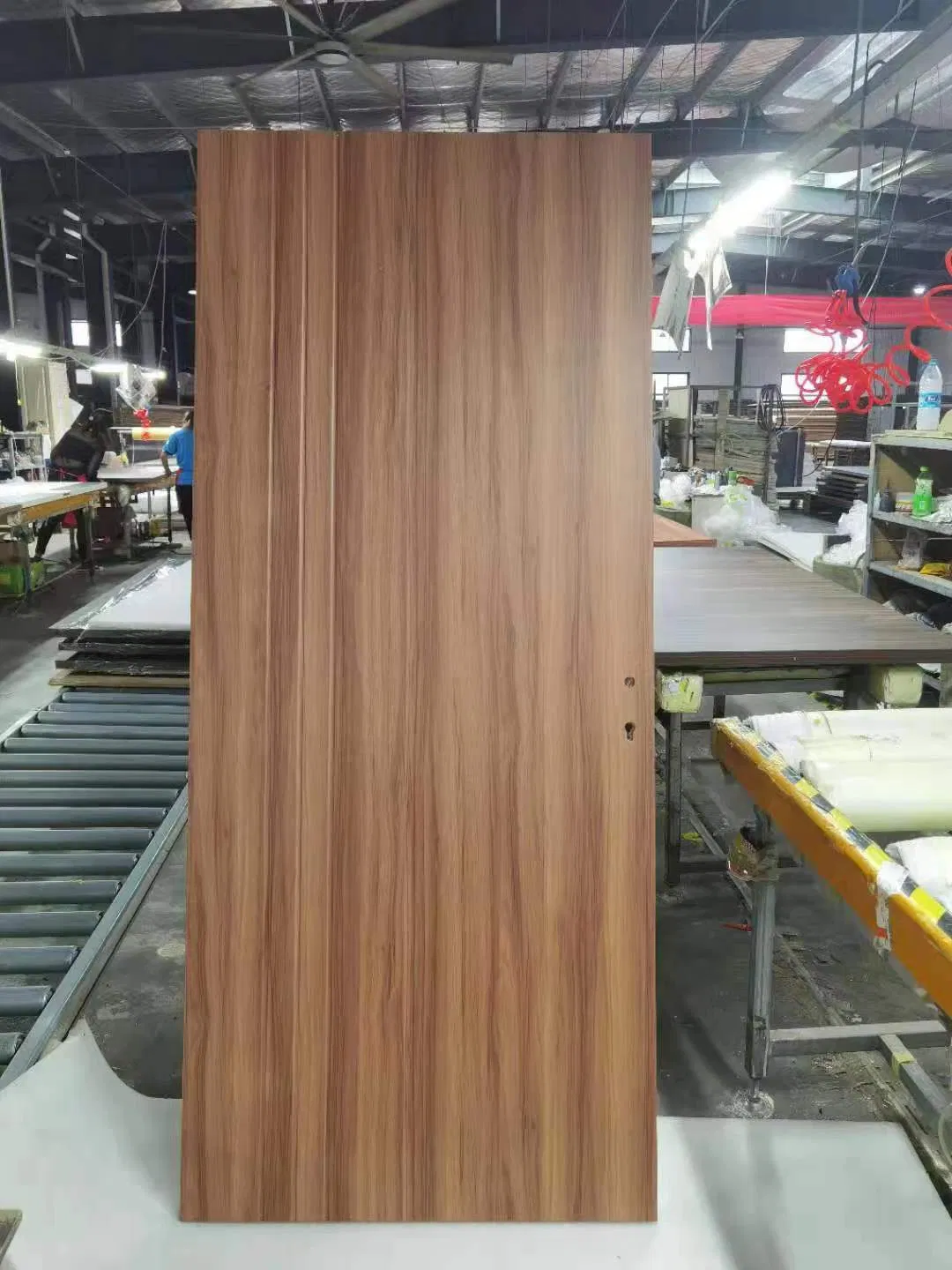 Shengyifa Interior Design WPC Waterproof PVC Polymer Sliding Barn Door for Bathroom Bedroom