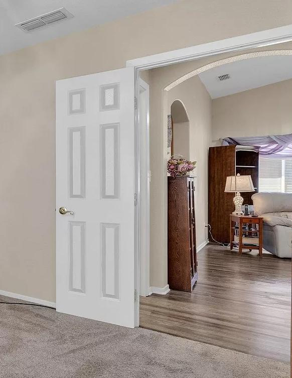 Rustic Style Interior Solid Wood and MDF Window Design Wooden Pine Wood Barn Door Bathroom Doors