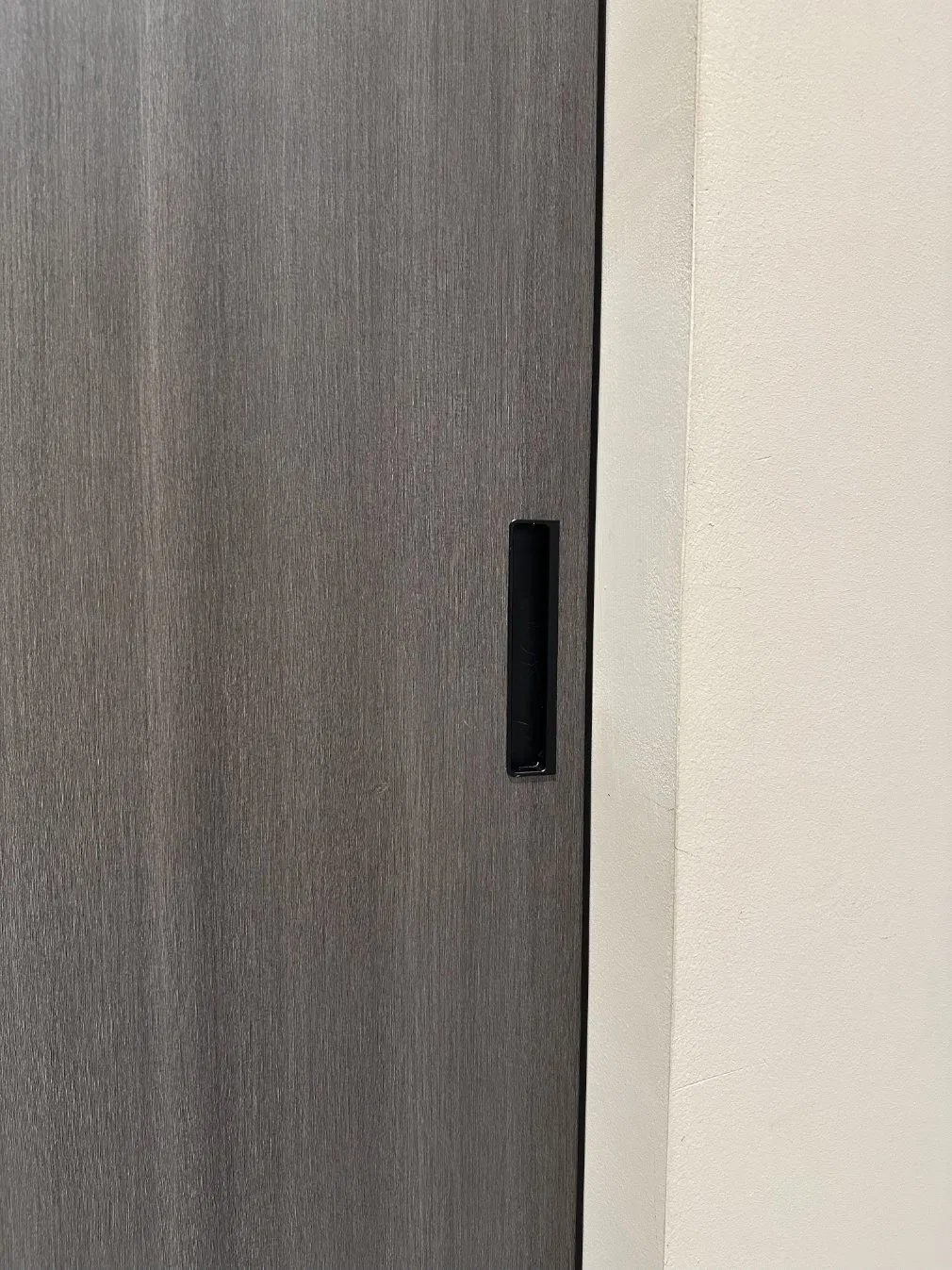 Soundproof Pocket Doors: Custom Acoustic Layers
