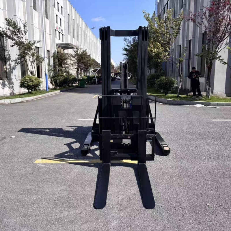 2000kg Capacity Reach Stacker Warehouse Reach Truck Scissor Lift Pallet Truck