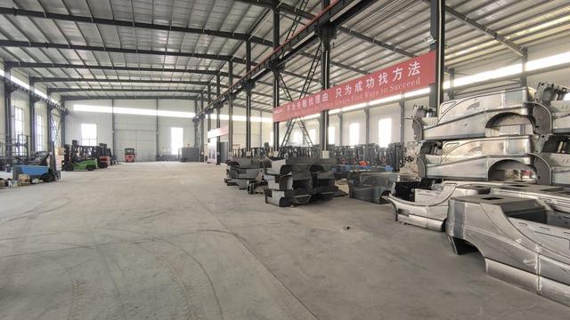 IDD Motion electric pallet truck for logistics centers