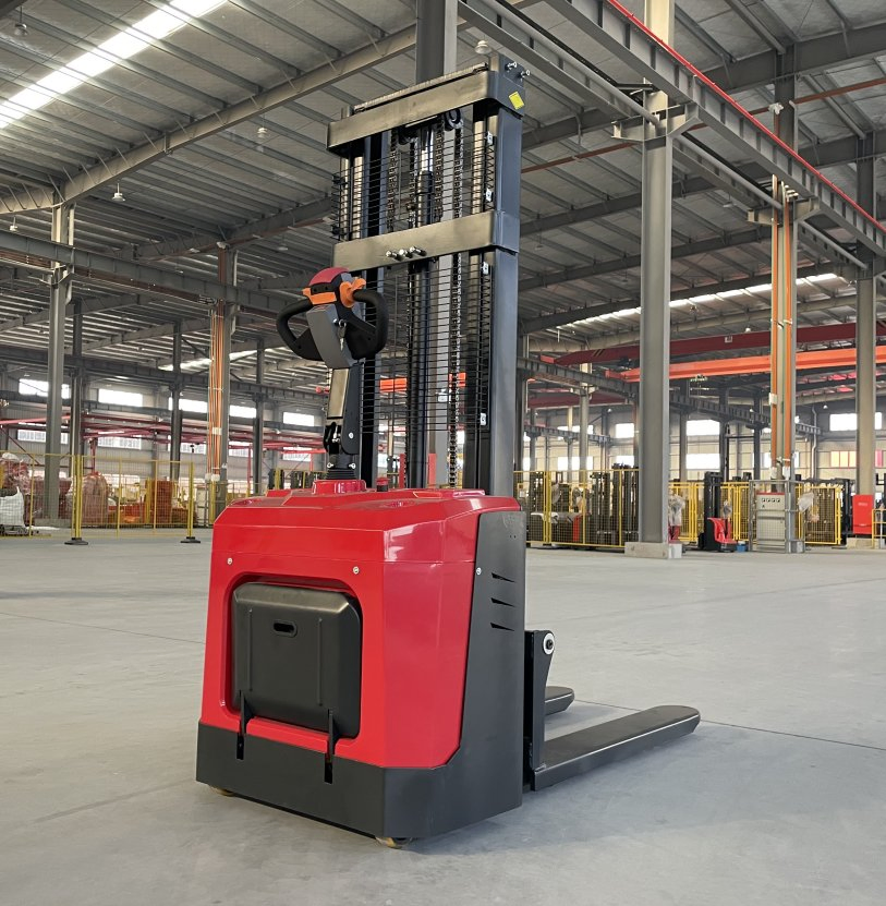 Factory Outlet 3000mm-6000mm Lifting High Mini Forklift Electric Stacker Forklift Electric Reach Stacker with CE