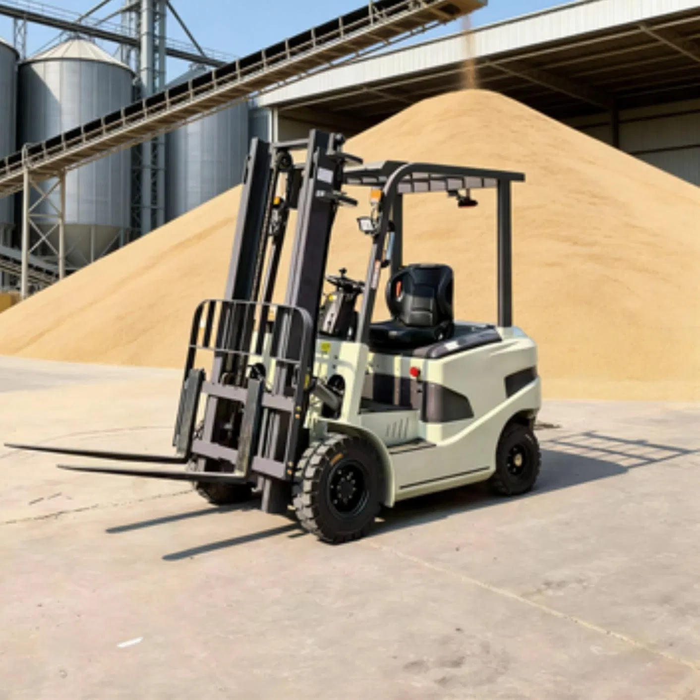 Energy Saving Lithium Ion Battery Powered Electric Forklift with Fast Charging and Maintenance Free Design for Warehouse and Distribution Center Use