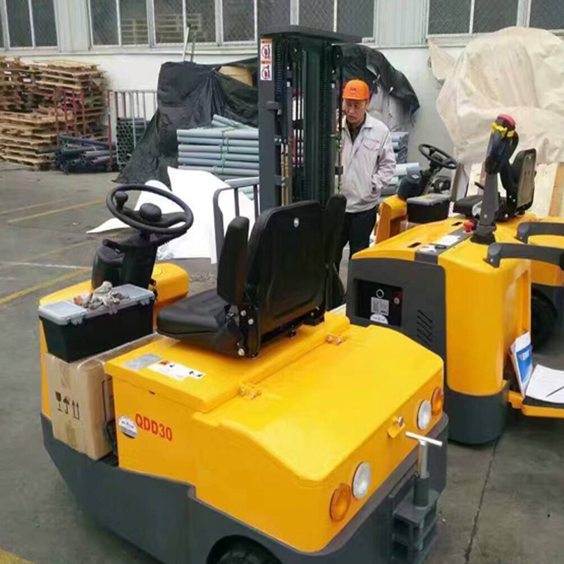 High Stability Electric Tow Tractors with H-Type Axle and Low Gravity Design