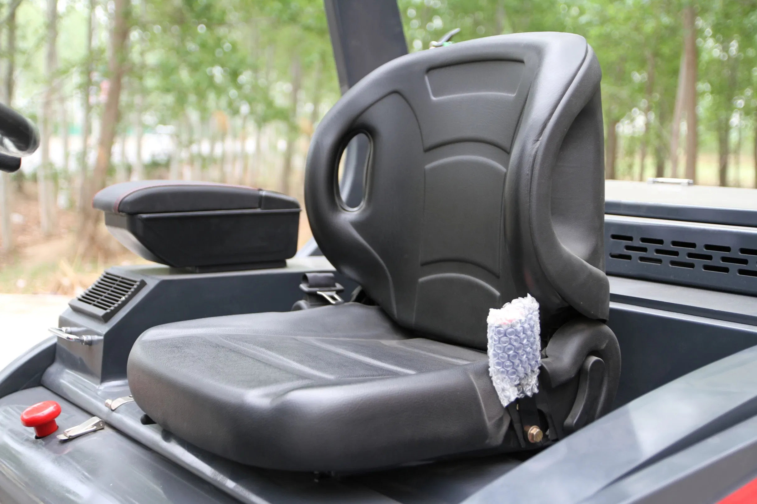 Diesel/Electric Heavy Duty Forklift 0.5-5 Ton OEM ODM CE Certified High Durability Narrow Aisle Operation Logistics Forklift