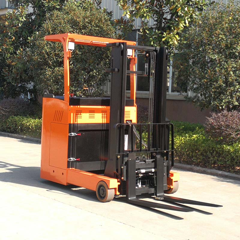 High-Efficiency Electric Reach Stacker for 1.6-2.0 Ton Loads