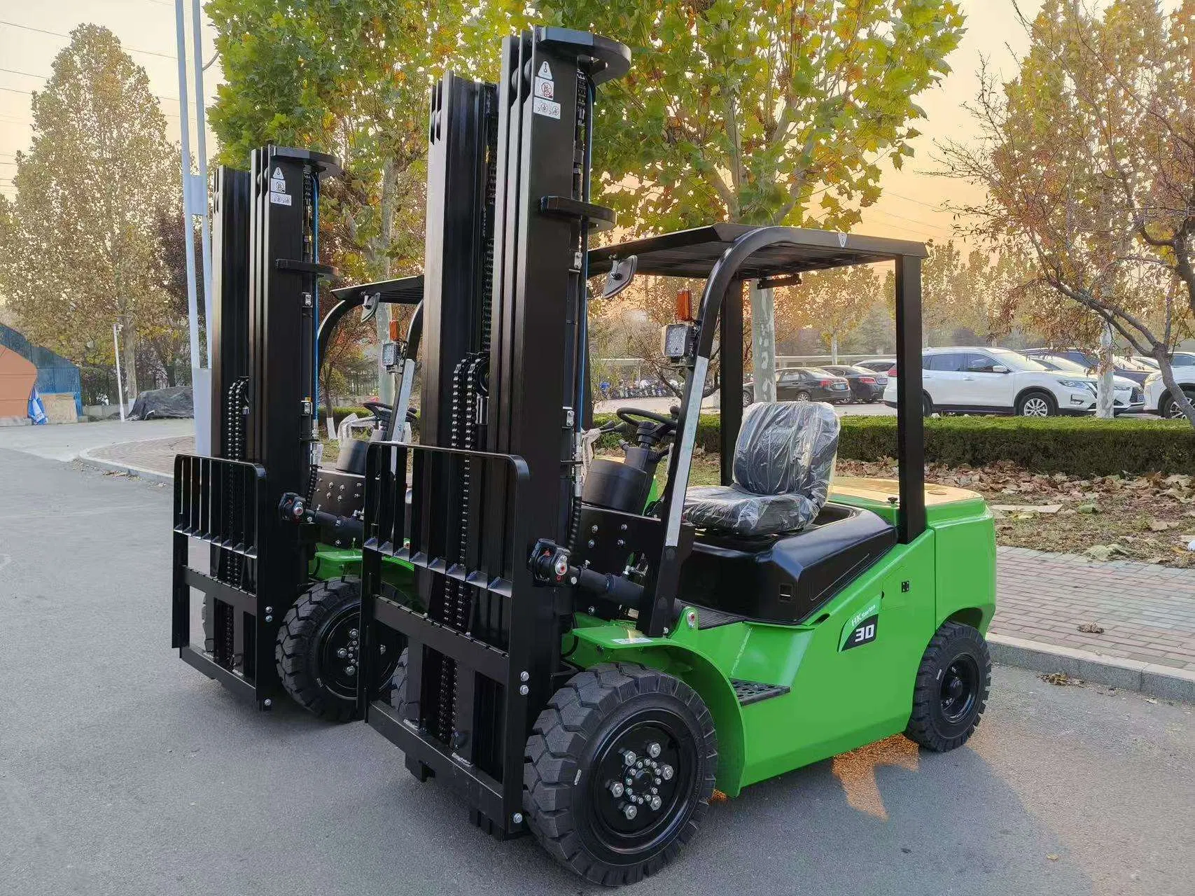 Heli Factory Price Electric Forklift Lithium Battery Forklift 3000kg 3 Ton Capacity 6000mm Lifting Height Powered Mini Forklift Truck