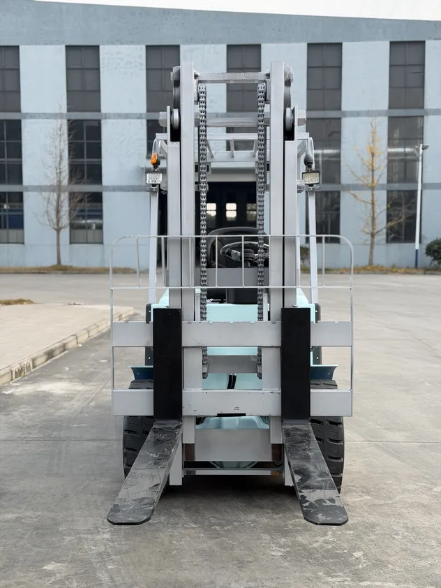 Electric Forklift 11