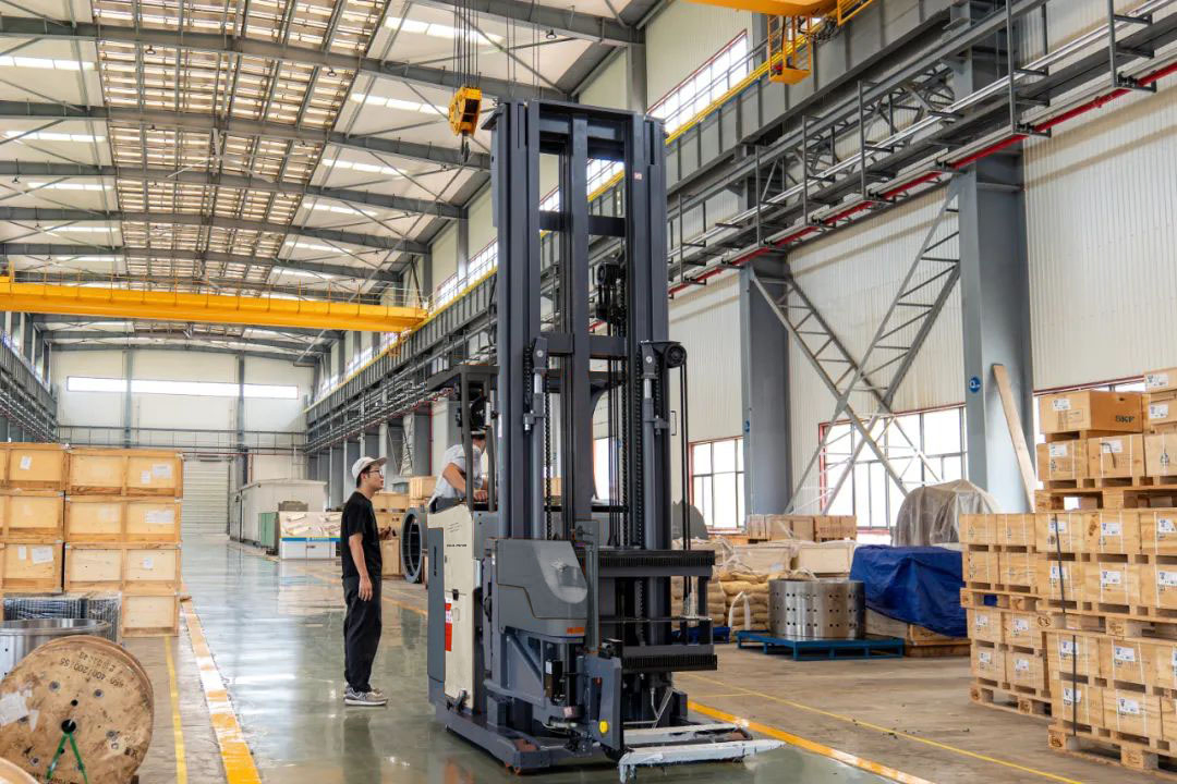 Warehouse Handling Electric Lift Stacker Pallet Walkie Forklift Electric Stacker Truck